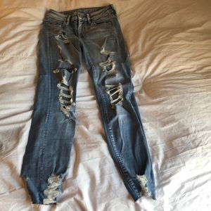 American eagle ripped super stretch jeans